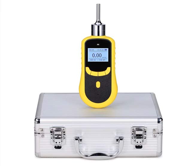 �ռ���������